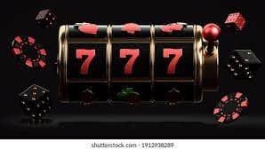 f61app Slots ကစားနည်း bet size ရွေးချယ်ကာ spin နှိပ်နေသောမြင်ကွင်း